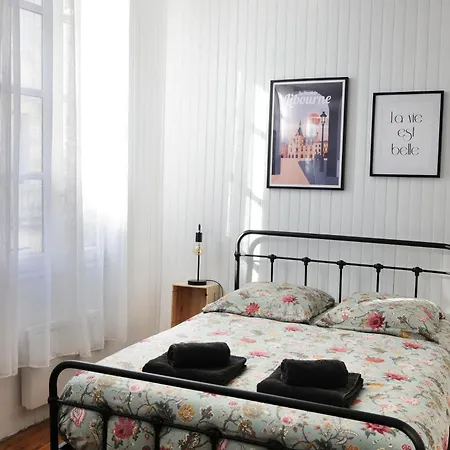 Le De La Bastide - Classe 2 Etoiles - Apartmán Libourne