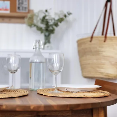 Le De La Bastide - Classe 2 Etoiles - *