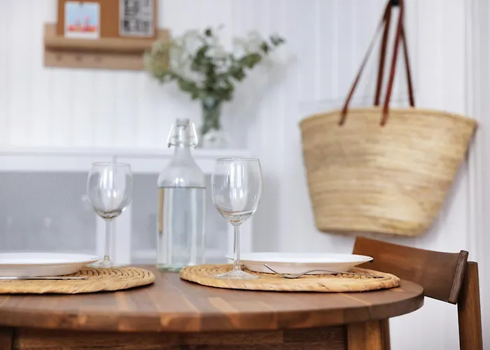 Le De La Bastide - Classe 2 Etoiles - *